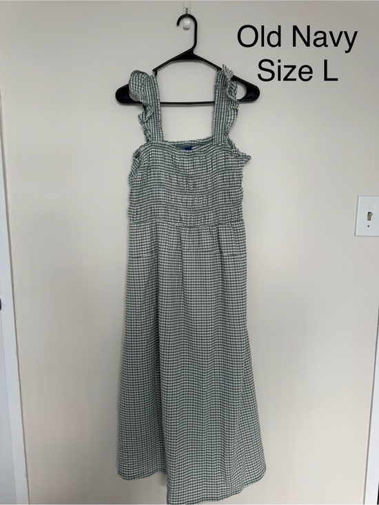 Old Navy Dresses & Skirts - Old Navy Green Gingham Maxi Dress with Ruffle Straps